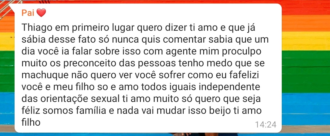 thxagao's tweet photo. Hoje acordei decidindo que iria conversar com meus pais.. apesar de todo nervosismo eu tenho todo amor do mundo. 🖤✨ #lovewins  rs 🌈 https://t.co/FESzH66ZtE