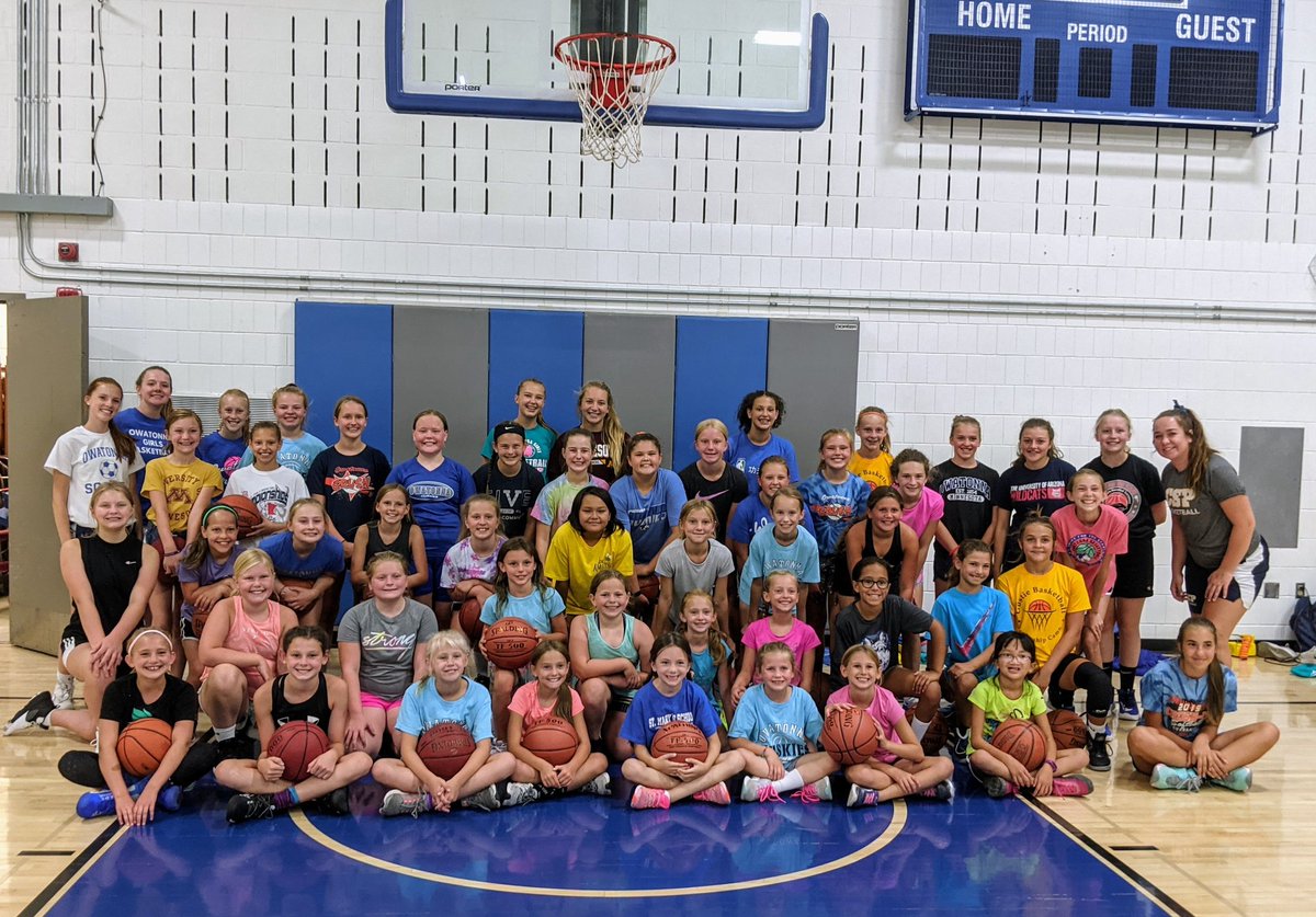 mattskala32's tweet image. Thanks Syd Schultz for spending the last two days with the girls during the skills sessions. #alumnigivingback @sydneyschultz41 @OwaGirlsBBall @owatonnagbb @OBA55060
