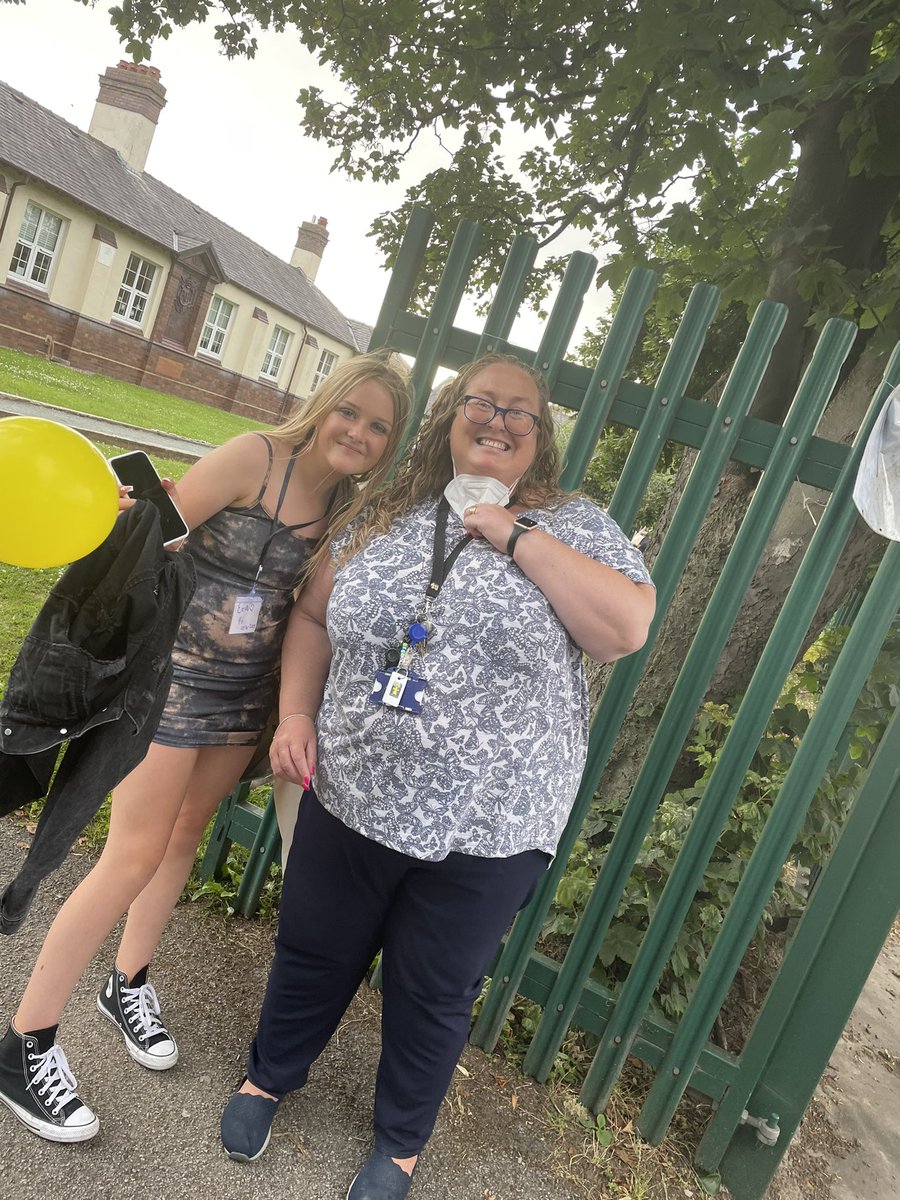Erin had the best time at her leavers event and some lovely pics with her 2 fab teachers who have supported her since she joined the school and always gone above and beyond for her. <a href="/ChristchurchMor/">Christchurch Moreton</a>
