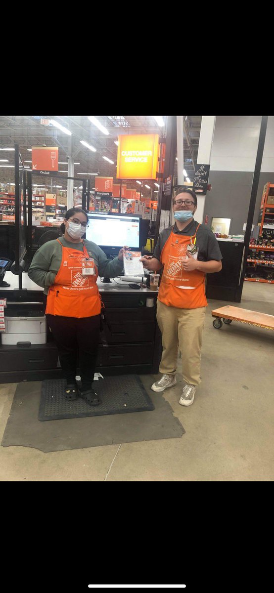 Our FES thanking Jennifer at the service desk for taking care of a customer over the phone that is out of state. The customer couldn’t say enough about her customer service <a href="/grand_alicia/">alicia grand</a> @THDNathaniel <a href="/MarkLevesqueTHD/">Mark Levesque</a> <a href="/gxf99l/">Gino Fusco</a> <a href="/SkidgellTravis/">Travis Skidgell</a> <a href="/NicoletteH17/">Nicolette Harris</a>
