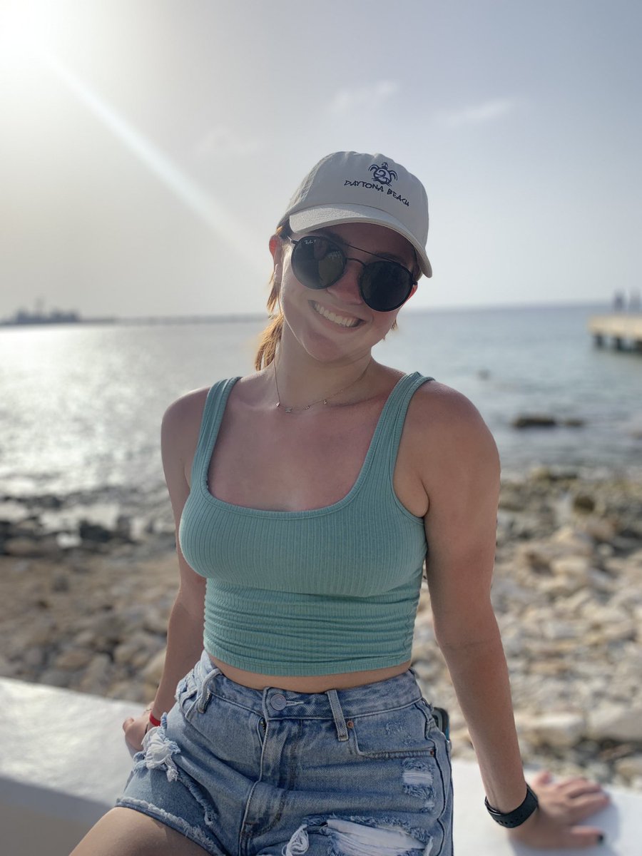 AWISDOM23's tweet image. Good times and tan lines in Cozumel!