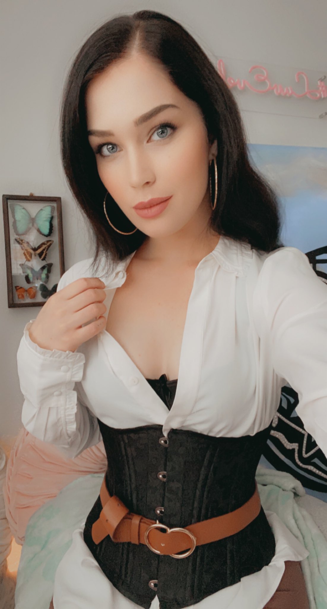 Evelyn Claire on Twitter: "Going live on Twitch today to play Sea of