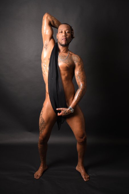 Loved by few hated by Many  At the end of the day it&rsquo;s ME FOR ME!! #themaninthemirror #sexyassbam https://t<a href="/tag/sexyassbam"class="tags"><span>#sexyassbam</span></a><a href="/tag/themaninthemirror"class="tags"><span>#themaninthemirror</span></a>