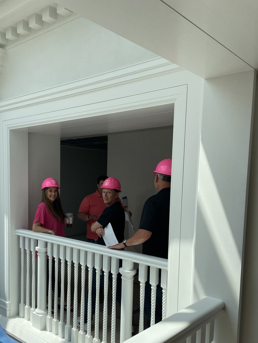 mike witkowski tweet media