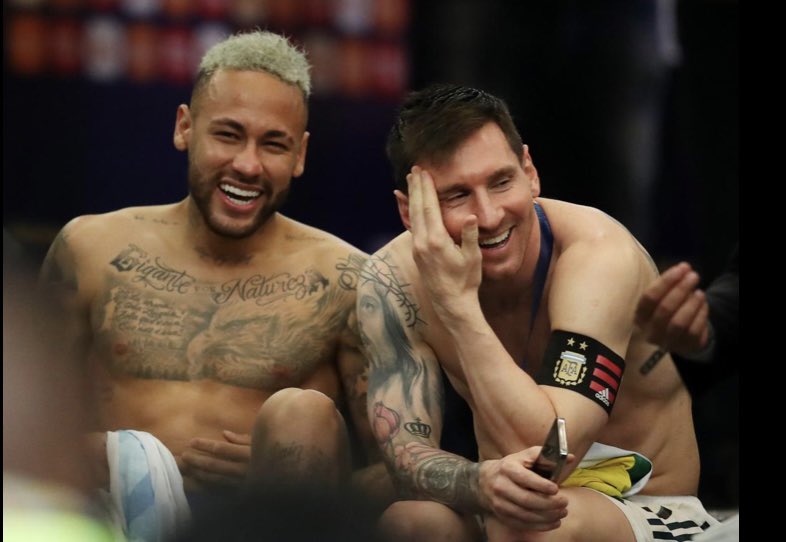 Erick López 🛸 tweet media