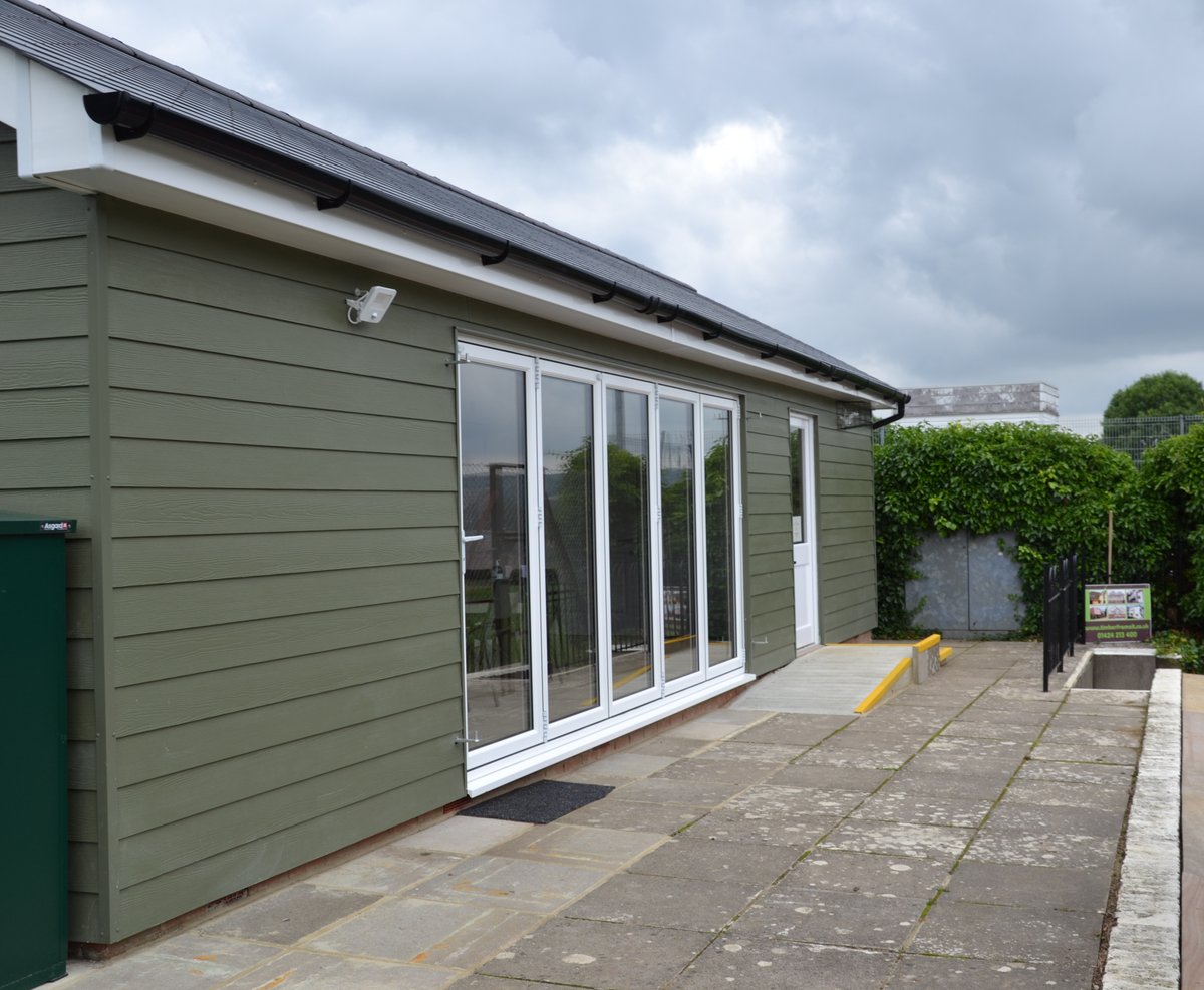 New content:  Maidstone Lawn Tennis Club's stunning new clubhouse - as Wimbledon finishes Maidstone plays on... maidstone-magazine.co.uk/brand-new-club…