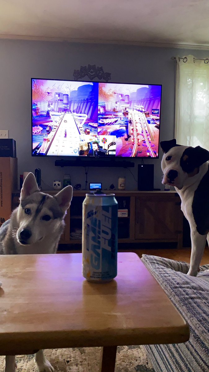 kbinnno's tweet photo. @CouRageJD @GameFuel Courageous Sherbert is definitely my favorite! Had to order 2 more cases of zero before they’re sold out too! 🤤👍🏼👌🏼 https://t.co/lcPnQWhor0