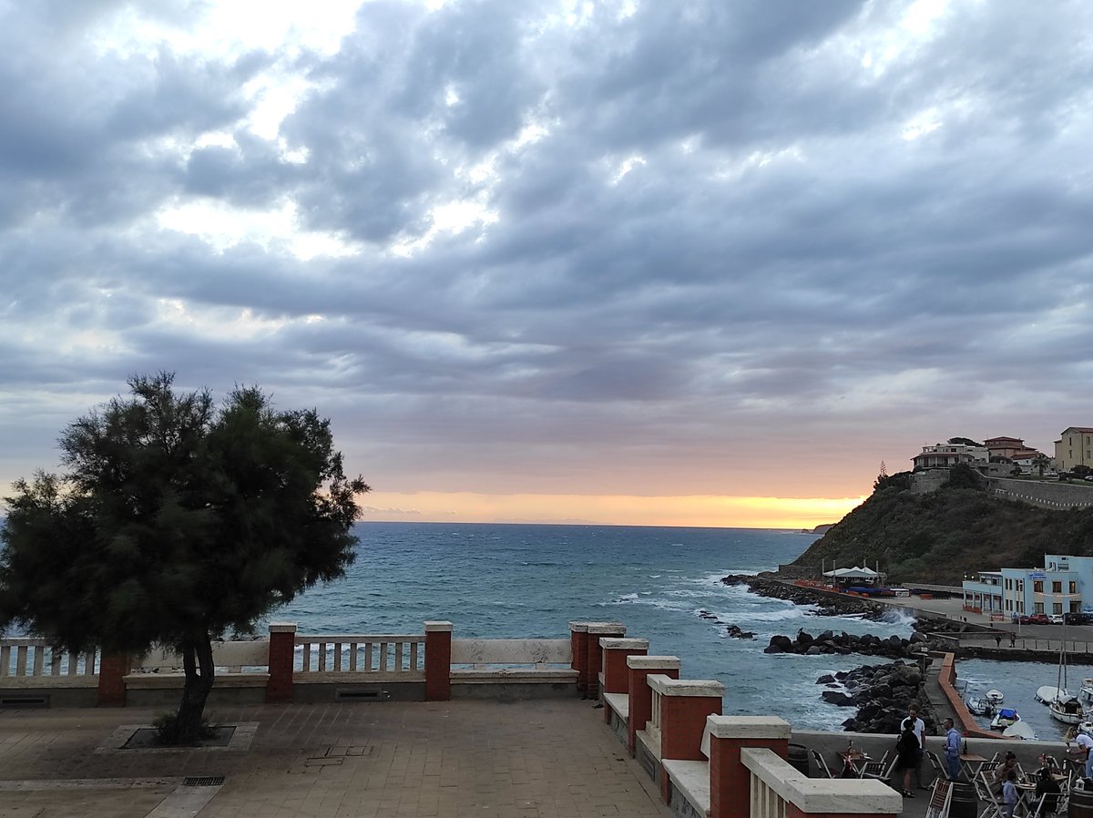 manola2710's tweet photo. Non posso fare a meno di te #Piombino https://t.co/2XV1yFef13
