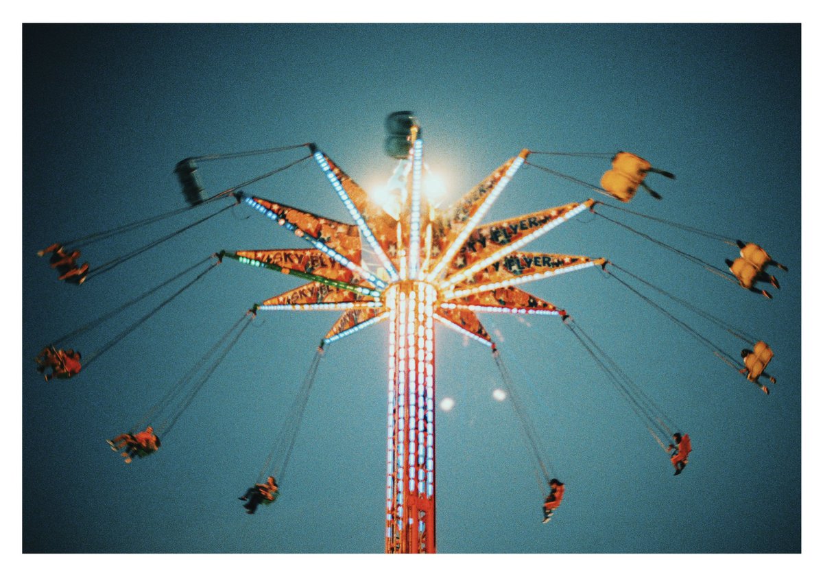 NotKelseySmith's tweet photo. 2018 throwback :-)
📷: Canon F1
🎞: @lomography 800 https://t.co/2GfYHwSeYI