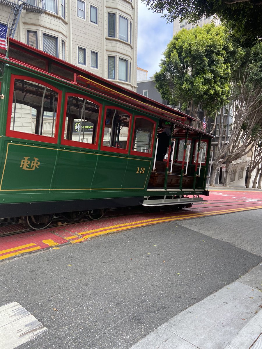 What’s that noise?! #DingDing #SanFrancisco #CableCars