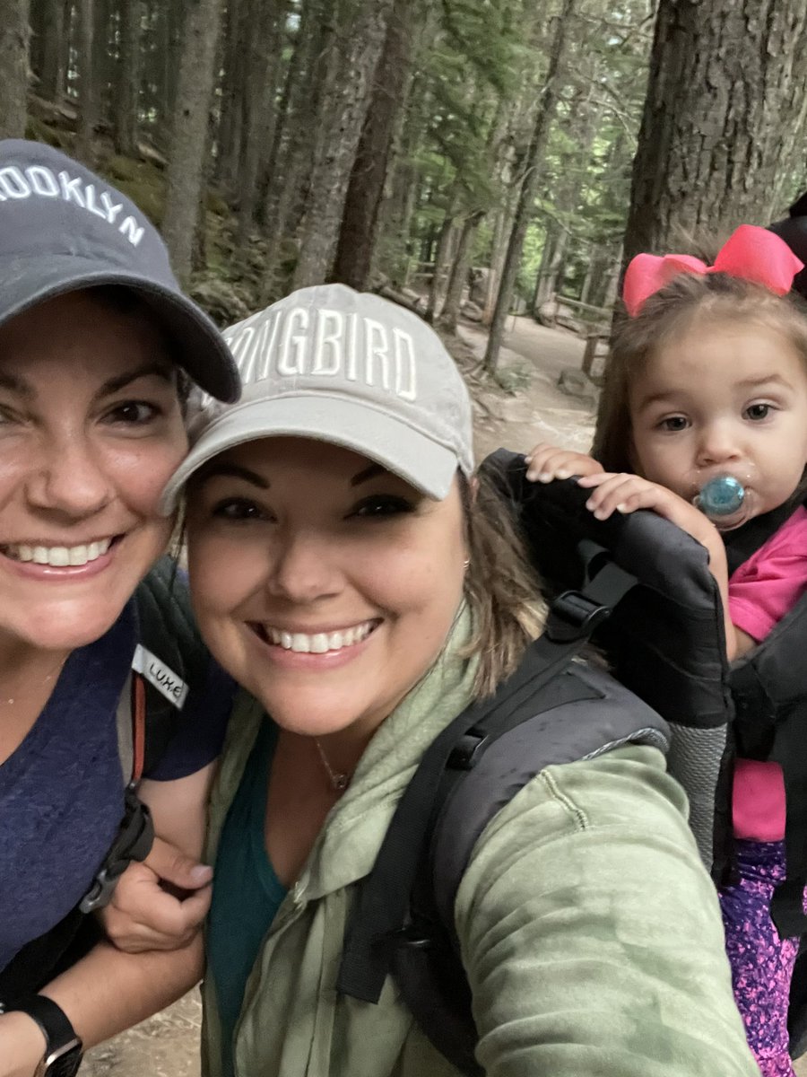 krislitzjohnson's tweet photo. Pretty awesome 6 mile hike 🥾🏔with the fam early this morning @GlacierNPS 👏🏼 Had this little lady on my back the entire time! 💪🏼 She was a trooper! #WHESummerSelfieBingo2021 @HumbleISD_WHE https://t.co/eLAM5GpqpJ