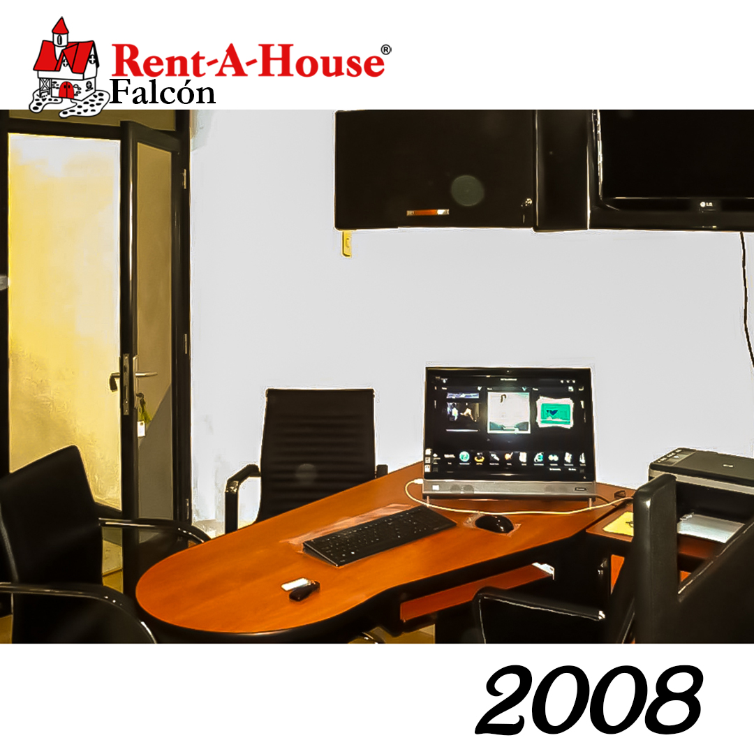 RAHFalcon's tweet photo. Nuestro #TBT de hoy la Oficina Comercial de Rent-A-House Falcón ubicada en el Hotel Brisas de Paraguana.
Bellos recuerdos ❤️❤️❤️
-
#RentahouseFalcon
#RAHfalcon
#hotelBrisasdeParaguana
#PuntoFijo
#Inmobiliaria
#CasasenFalcon https://t.co/fwETXURz8X