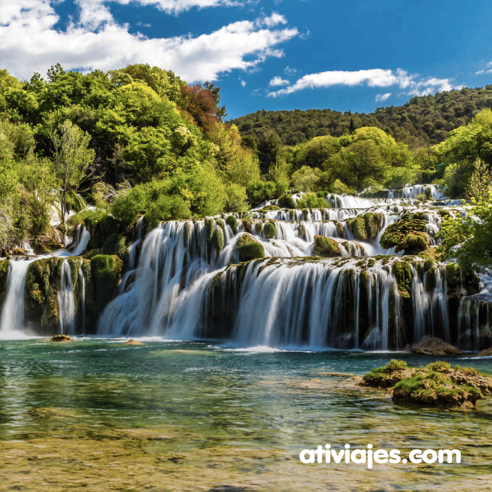 ativiajes's tweet photo. 😍🏞😍🏞😍
¡Buen martes viajeros!
Hoy les traemos un país increíble para conocer. Croacia es un destino cargado de postales.
#tusmejoresvacaciones #ativiajescom https://t.co/RjNTYg65zt
