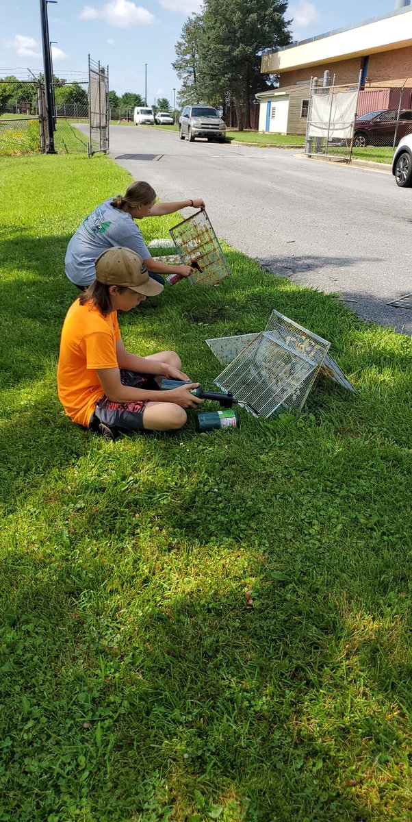 Day 2 at #CampHerndon- prepping for honey extraction and students sharing their reasons for attending <a href="/FrederickCTC/">FCPS_CareerTech</a> #FCPSCTE #gotskills