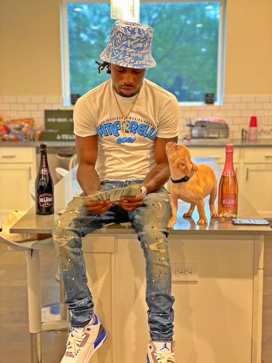 RANGEROVERHANG's tweet photo. I'm on a #Mission to put up the #MostPoints💰🏃... Don't be that mf getting scored on💯🏀....💵swish... https://t.co/CIHxfiTmC1