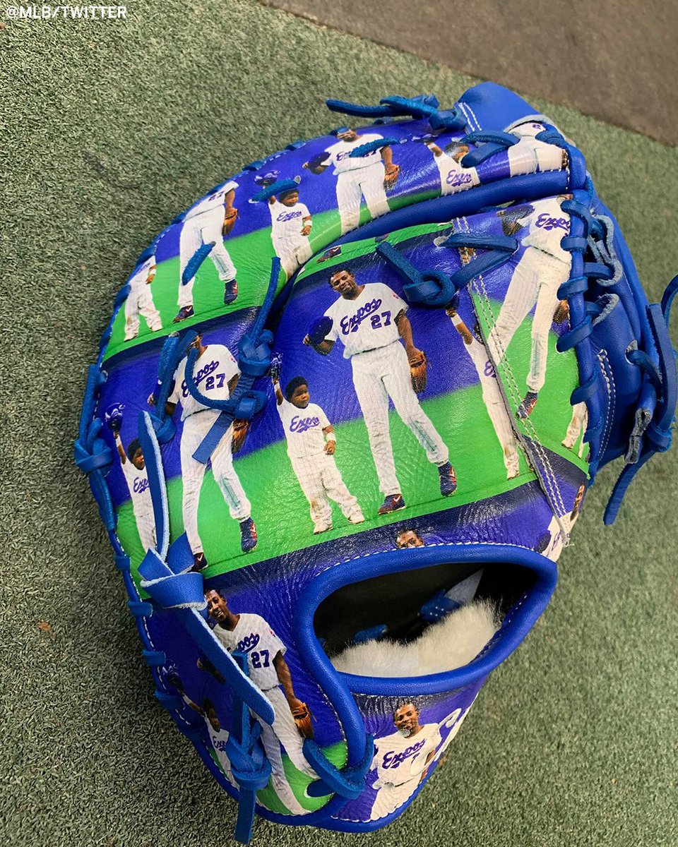 espn's tweet image. Vladdy Jr. made a glove out of this iconic photo for the ASG 🔥

(via @MLB)