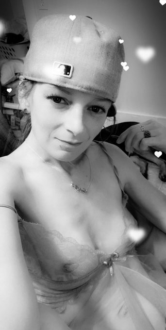I love black and white photos.   #blackandwhitephotography #beautiful https://t.co/apG7LkKZ6R<a href="/tag/blackandwhitephotography"class="tags">#blackandwhitephotography</a><a href="/tag/beautiful"class="tags"><span>#beautiful</span></a>