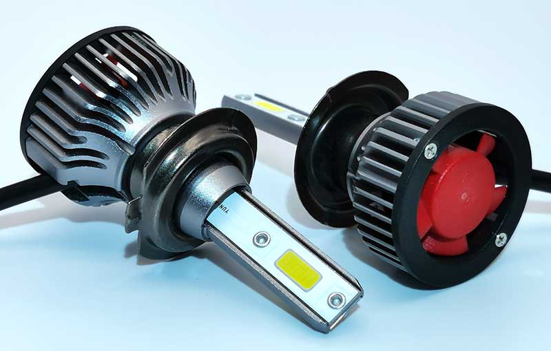 car_headlight's tweet photo. K12, H7 LED car headlight bulbs, high quality DOB LED lighting sources, over 5 years lifespan, 60watts/6000LM/set👍✅
#H1 #H3 #H4 #H7 #H11 #H13 #HB3 #HB4 #880LED #9005LED #9007LED #9012LED #carlight #carbulbs #autolight #autobulbs #automotive #headlight #ledlight #ledbulb https://t.co/4GgBN8YyUd