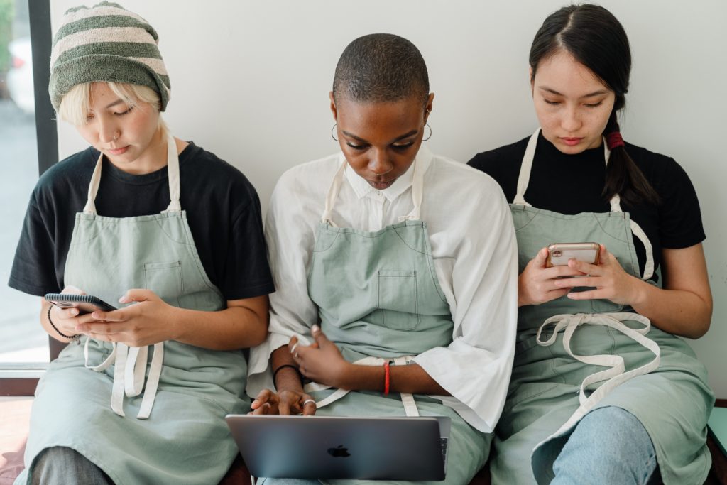 kashyapvartika's tweet photo. “Generation Z expects wifi and 4G as basic needs, the same as an expectation of running water and electricity for older generations.”- Anonymous
https://t.co/OMSnRkTVSB

#genrationZ #workforce #projectmanagement #timemanagementtools #teambuilding #productivity #motivation https://t.co/035TLy7c0J