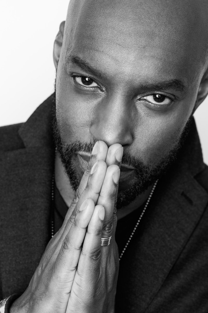 colinlawrence97's tweet photo. Thank you to all our fans for making our little show such a huge global 🌎 success. Blessed to work with such an amazing cast and crew!!!🙏🏾

#VirginRiver #VirginRiverSeason3     #Netflix https://t.co/5eOC0SIQ7U