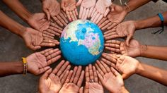 Peace human rights. Equal png logo. Peace human rights. планета в руках. земля на ладони.