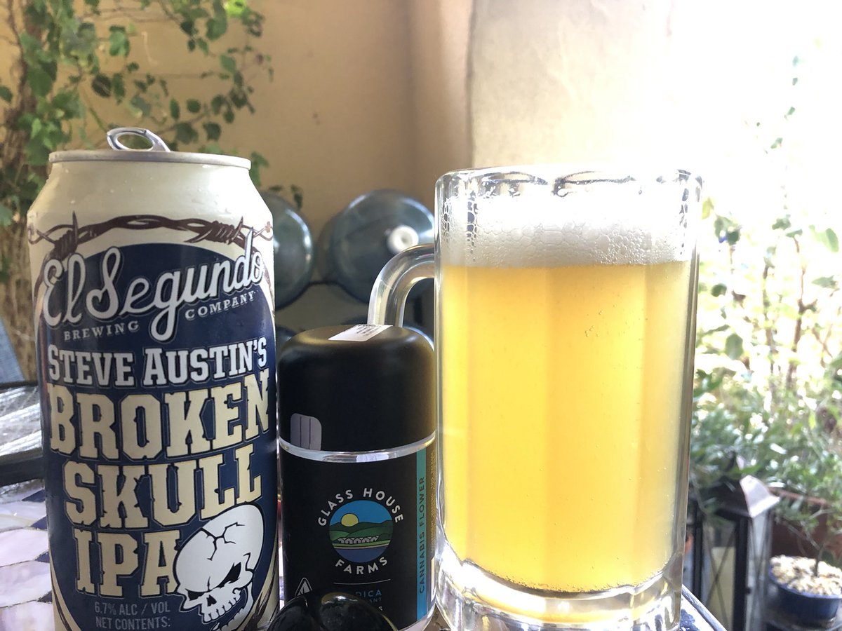 ThatsHeadly's tweet photo. The legendary Texas Rattlesnake @steveaustinBSR’s #BrokenSkullIPA from @ESBCBrews pairs well with @glasshouse_ca in these parts. No sounds of #glassbreaking over here! https://t.co/PoGcbIc3mp