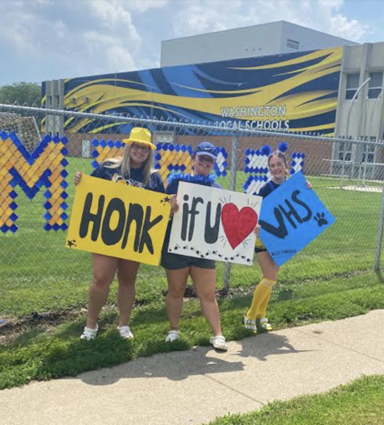 TheNationWHS's tweet photo. Looks like our Seniors are READY for the start of the BEST YEAR EVER! https://t.co/O2tViYtKwF