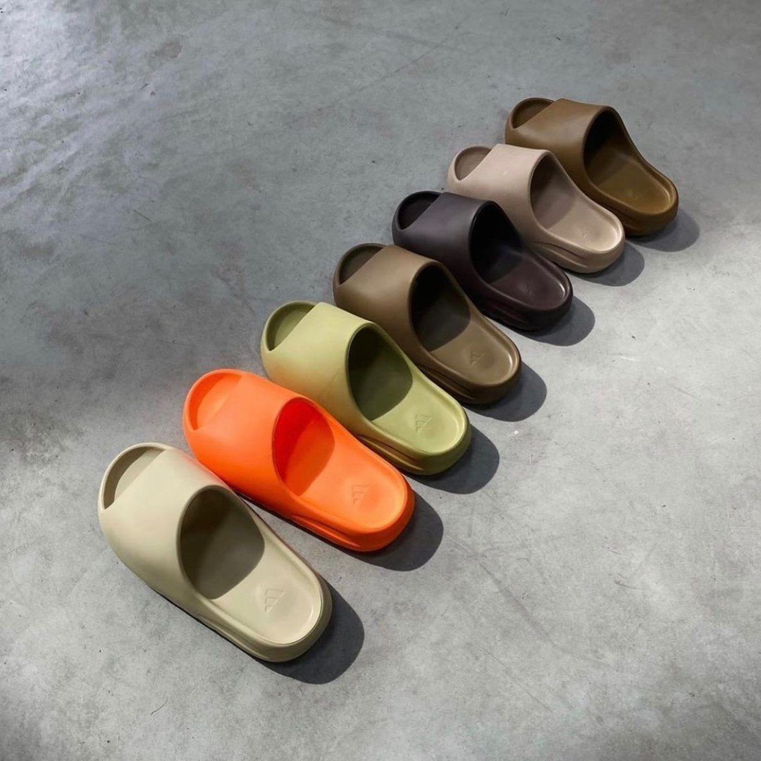 stockxsniper's tweet photo. BUYING
Yeezy Slides, all sizes and colors

Individual or bulk pairs, doesn't matter, dm here or Nik#6577 on discord https://t.co/0sjDzYodHw