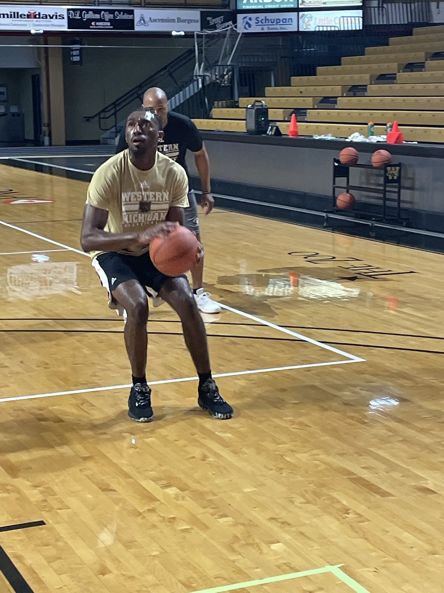 Western Michigan Men's Basketball tweet media