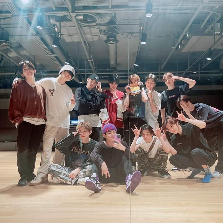 sukrace's tweet photo. my first and last 12, my main, my home, my brand, my comfort, my happy pill, my safest place and the loml. no one can ever replace and change that. my TREASURE 💙 https://t.co/yrckn8qhnv