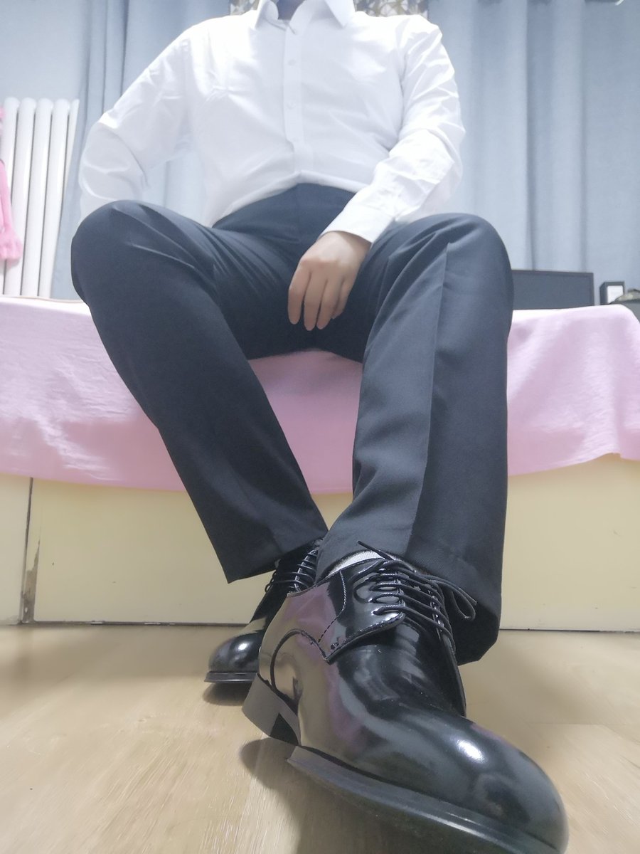 dailiang6's tweet photo. S嘛👣不S也不删，就是玩 https://t.co/AOBL8pMPZZ