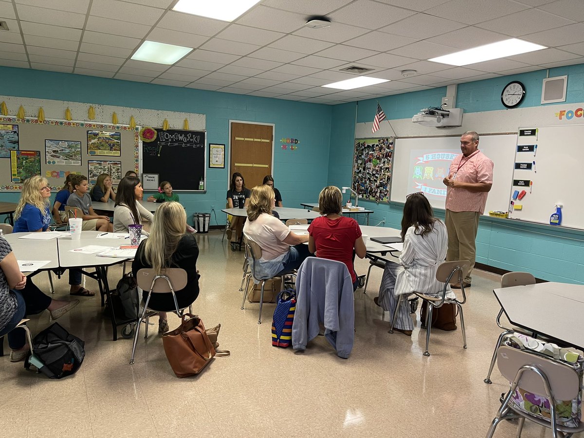 Jennifer Durbin (@jdurbin2020) on Twitter photo Great time learning about the student leadership opportunities and school culture @UnionElem_SCS #ROCvision #amazingshake. @WeAreUnionSTEAM #SEL #muffinlikeashowcase #recognition @co_sumner <a href="/SusanKolmer/">Susan Kolmer</a> Great time learning about the student leadership opportunities and school culture @UnionElem_SCS #ROCvision #amazingshake. @WeAreUnionSTEAM #SEL #muffinlikeashowcase #recognition @co_sumner <a href="/SusanKolmer/">Susan Kolmer</a>