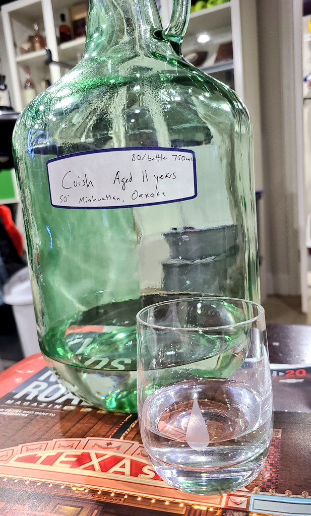 davidyamane's tweet photo. What I'm Drinking: Agave Cuish mezcal from Miahuatlan, Oaxaca. 

Interesting combination of fruit, pine, and mint. Very smooth for 50% ABV unaged spirit.

#whatimdrinking #mezcal #cuish #cuishe https://t.co/xsKnlV73rp