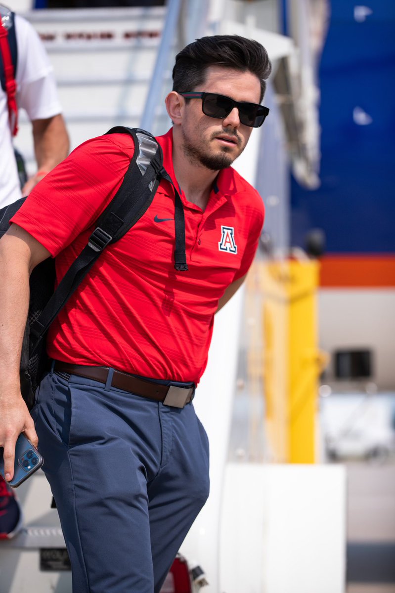 Dave_Heeke's tweet photo. Congrats to @agonzales43 New @ArizonaFBall lead Communications Director! Adam is so ready for this important role! Perfect next step for him! Most recently lead for @ArizonaWBB   
Arizona Grad, Starts as student Intern &amp; has worked a decade in our office! #BearDown @AZATHLETICS https://t.co/oqneLjpo6z