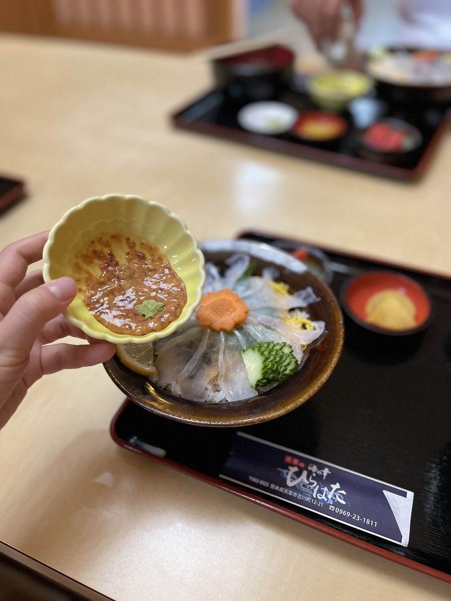 カワハギ丼