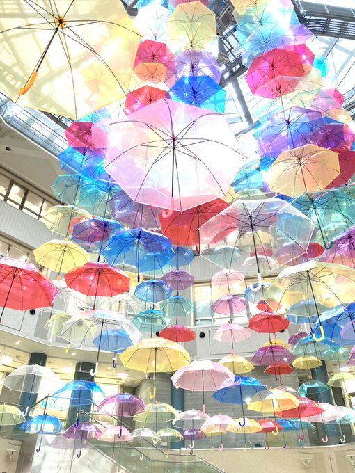 例の傘のtwitterイラスト検索結果