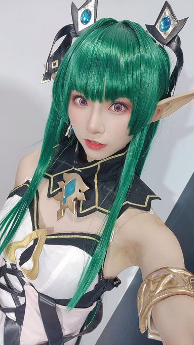 Twitterのコスプレ画像6