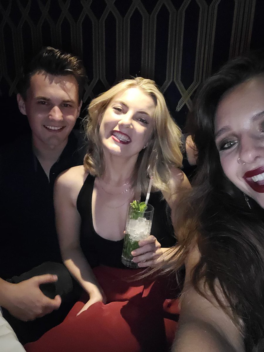 daisywintertay's tweet photo. Cocktails and new friends! @TylerJackSmith @EllamaeCieslik https://t.co/a3gAA0JI8w