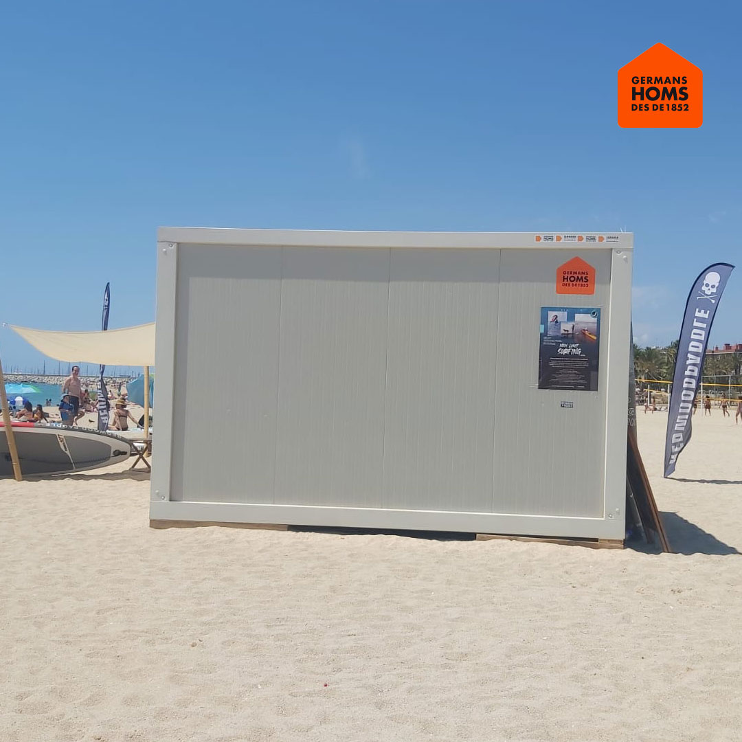 HomsRentals's tweet photo. El nostre #modulprefabricat a la platja del Varador de Mataró per a fer d’oficina per l’empresa New Limit Surfing. Visita’ls i viu una aventura en #kayak o #paddlesurf!
Vols llogar #modulsoficina? T’assessorem! https://t.co/SO01B47lCY https://t.co/EEDi4sEEi8