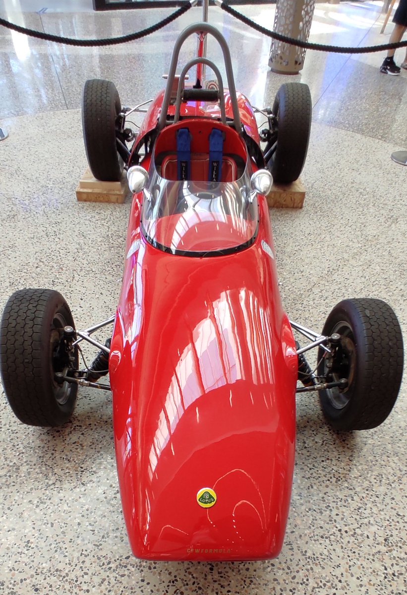 sdraperi's tweet photo. Argh @cap3000 et ses jolies animations et boutiques !
J'ai pas pu résister chez #SephoraLovesRareBeauty

Plus de coffret Calvin Klein mais des tentations complémentaires, mais avec des #kadeos ça passe !

Et après une pause au @McCafe ça ira mieux ! https://t.co/BrUNcM9rQK