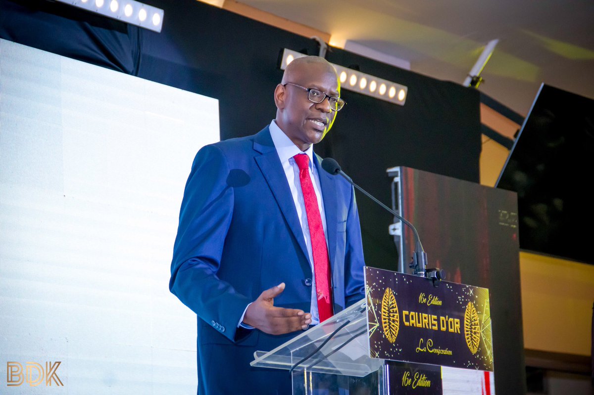 BanqueDeDakarSN's tweet photo. C A U R I S   D’O R

 #BanqueDeDakar
#UnAutreRegardSurLaBanque
#CaurisDor https://t.co/NEIvv1YmeJ