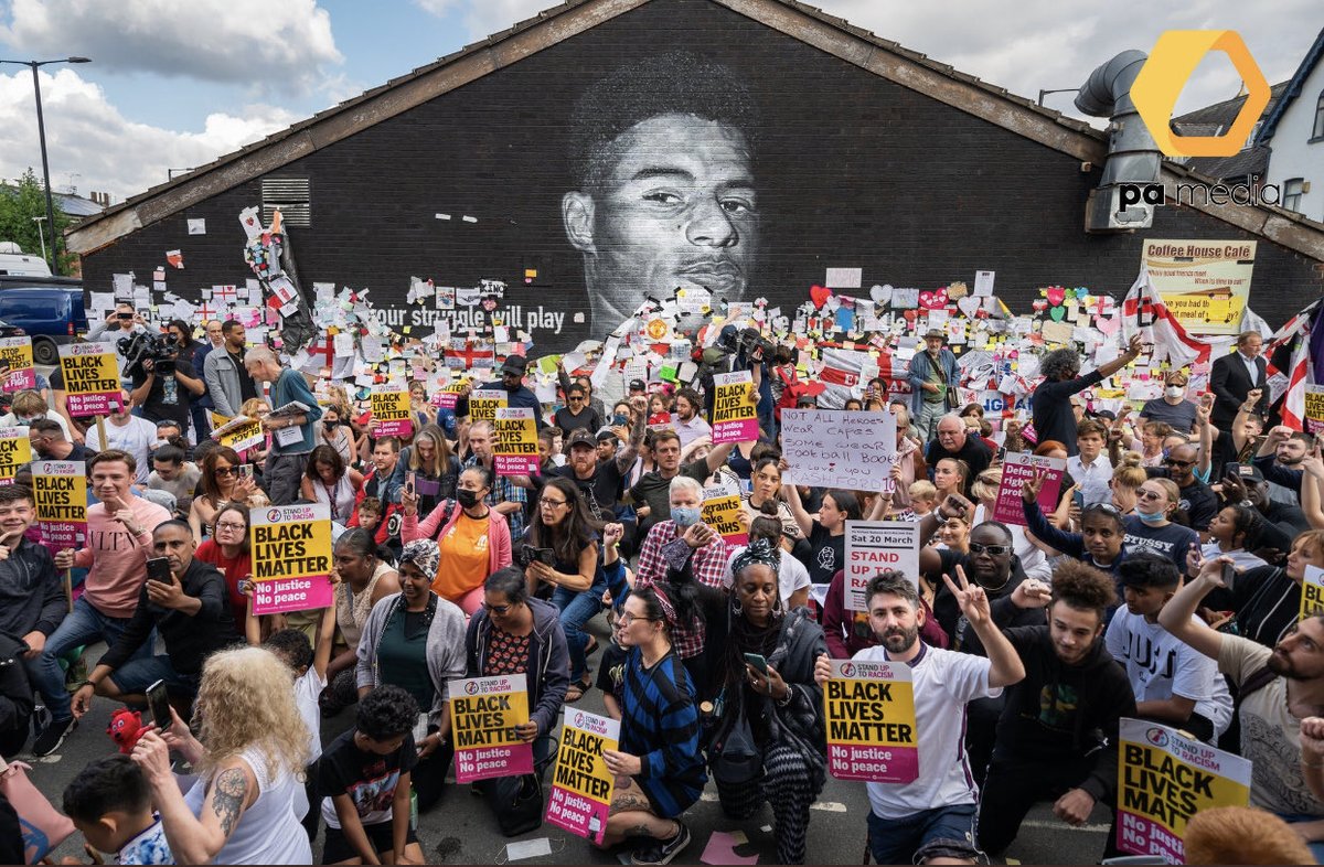 ❤️Love drowns hate.This is the England I know&amp; love❤️