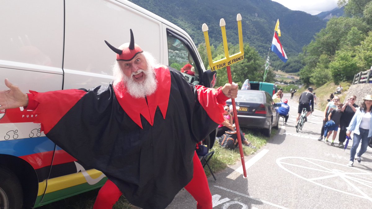 Premières pentes diaboliques dans col du Portet <a href="/Saint_Lary_Fr/">SAINT LARY</a> <a href="/LeTour/">Tour de France™</a> <a href="/ladepechedumidi/">La Dépêche du Midi</a>