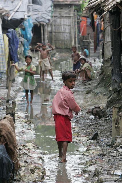 FoundationPankh's tweet photo. Darkest of the place somewhere out of society Apart from dignity, While accomplishing their livelihood, I saw in Slums; Deadly childhood...

#NGO #Pankh #Childeducation #underprivileged #slum #SocialWelfare #growtogether #LifeinSlums #deadlychildhood https://t.co/GtgnDnj5KG