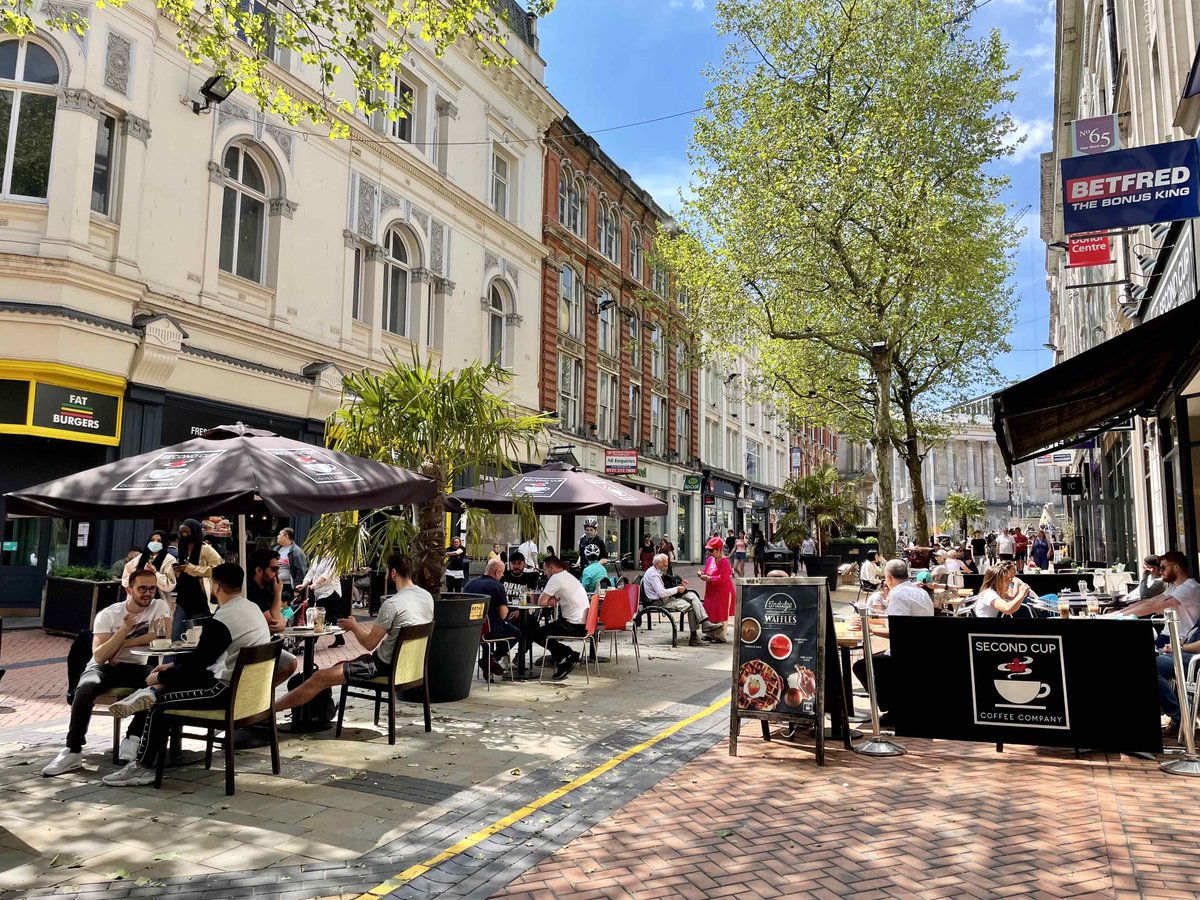 CentralBIDBham's tweet photo. The weather’s finally picking up! Head for one of the many pavement cafés across central Birmingham to meet a friend for brunch, lunch, coffee or cake. https://t.co/DcM00m8KHB