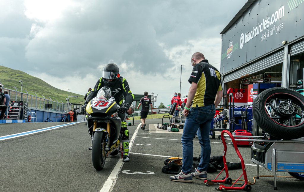 hjrowlings46's tweet photo. 2x P7 at Knockhill. New track for me and plenty of progress with the bike. Looking forward to getting to Brands with some new parts🙌🏼 https://t.co/Qt8TLgGyJZ