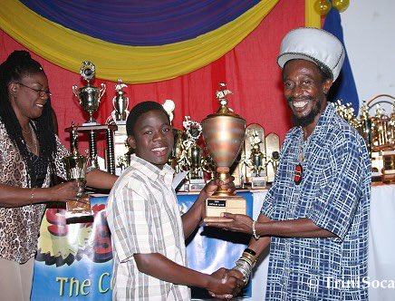 Erphaan's tweet photo. R.I.P #RAPSO GAD 🕊🔔
#RingTheBelll 🎵
Reminds me, I literally grew up in this game. I know no other life. #foundation #Respect
#BrotherResistance ✊🏿 https://t.co/he21ayzdX9