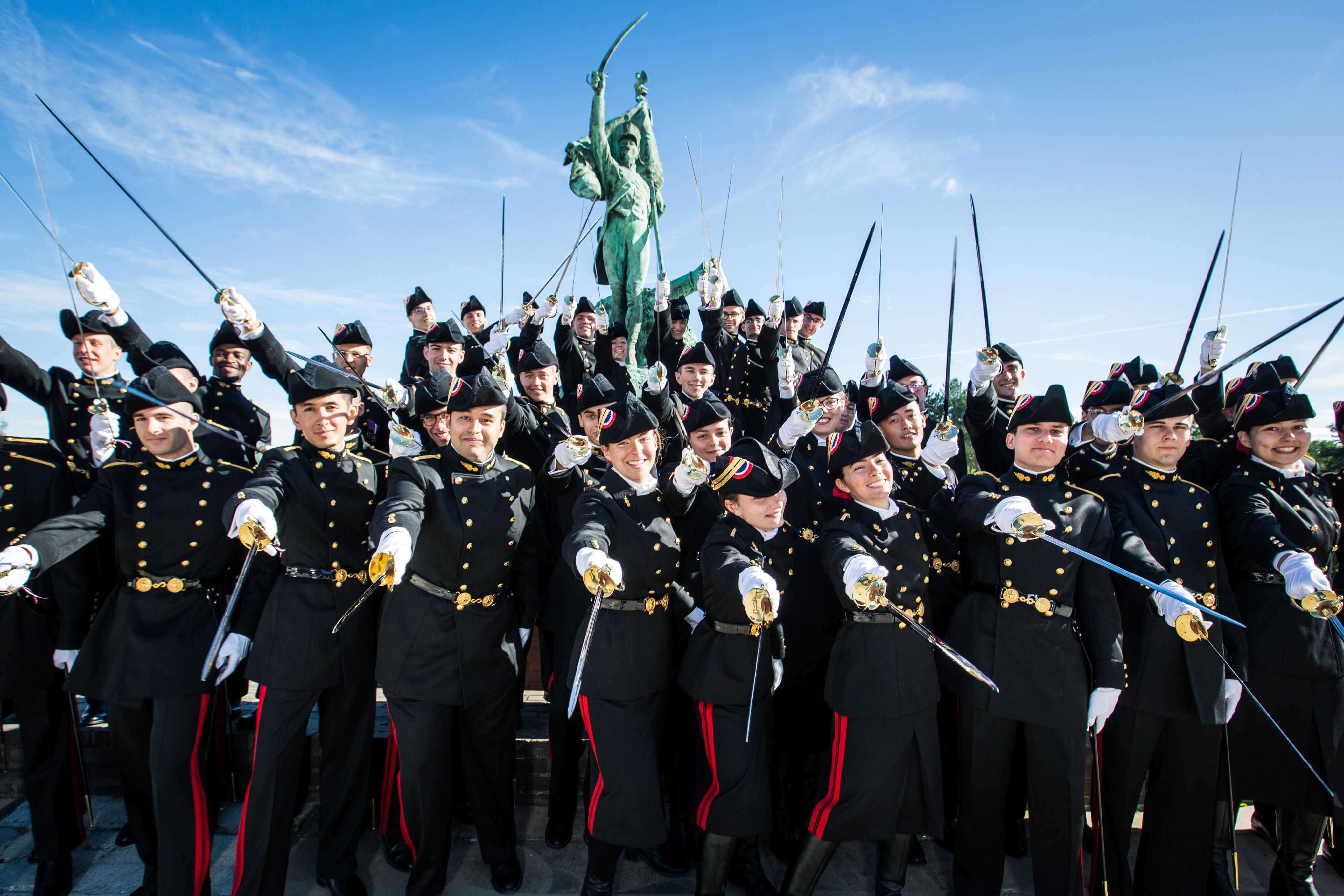 École polytechnique on X: "Félicitations à nos élèves et à nos cadres  militaires de l'École @polytechnique pour ce défilé du #14Juillet !  https://t.co/emp7wffQZX" / X