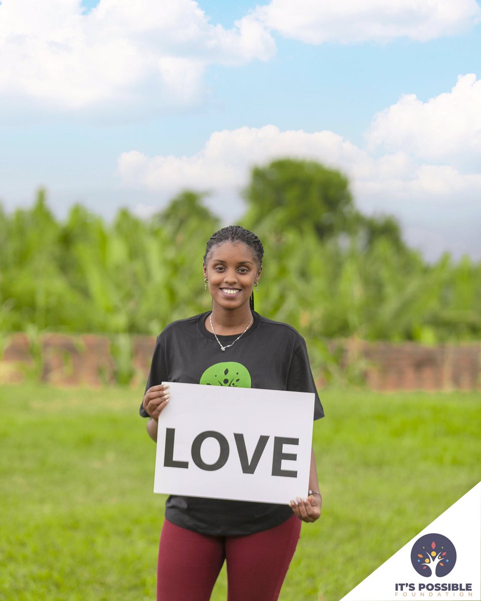 ItsPossibleFou1's tweet photo. Let us not be satisfied with just giving money. Money is not enough; it can be offered but what's mostly needed is love from our hearts. So, let's spread our love everywhere we go.
#urakunzwe_charity
#IPFoundation
#It_Is_Possible
#Where_Dreams_Come_To_Reality https://t.co/BLi4yWuBZi