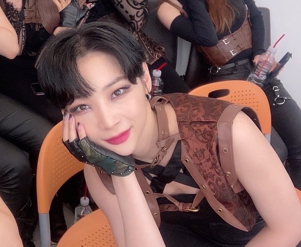 kimyechanpics's tweet photo. https://t.co/j7fqdw8Yl9